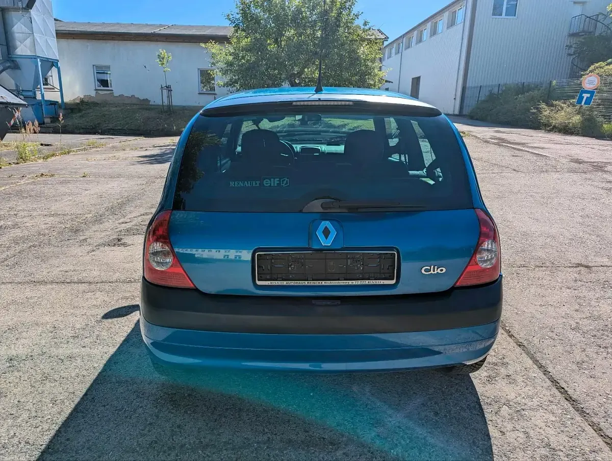 Gebraucht Renault Clio 98 PS (72 kW) 2001 Blau Kleinwagen