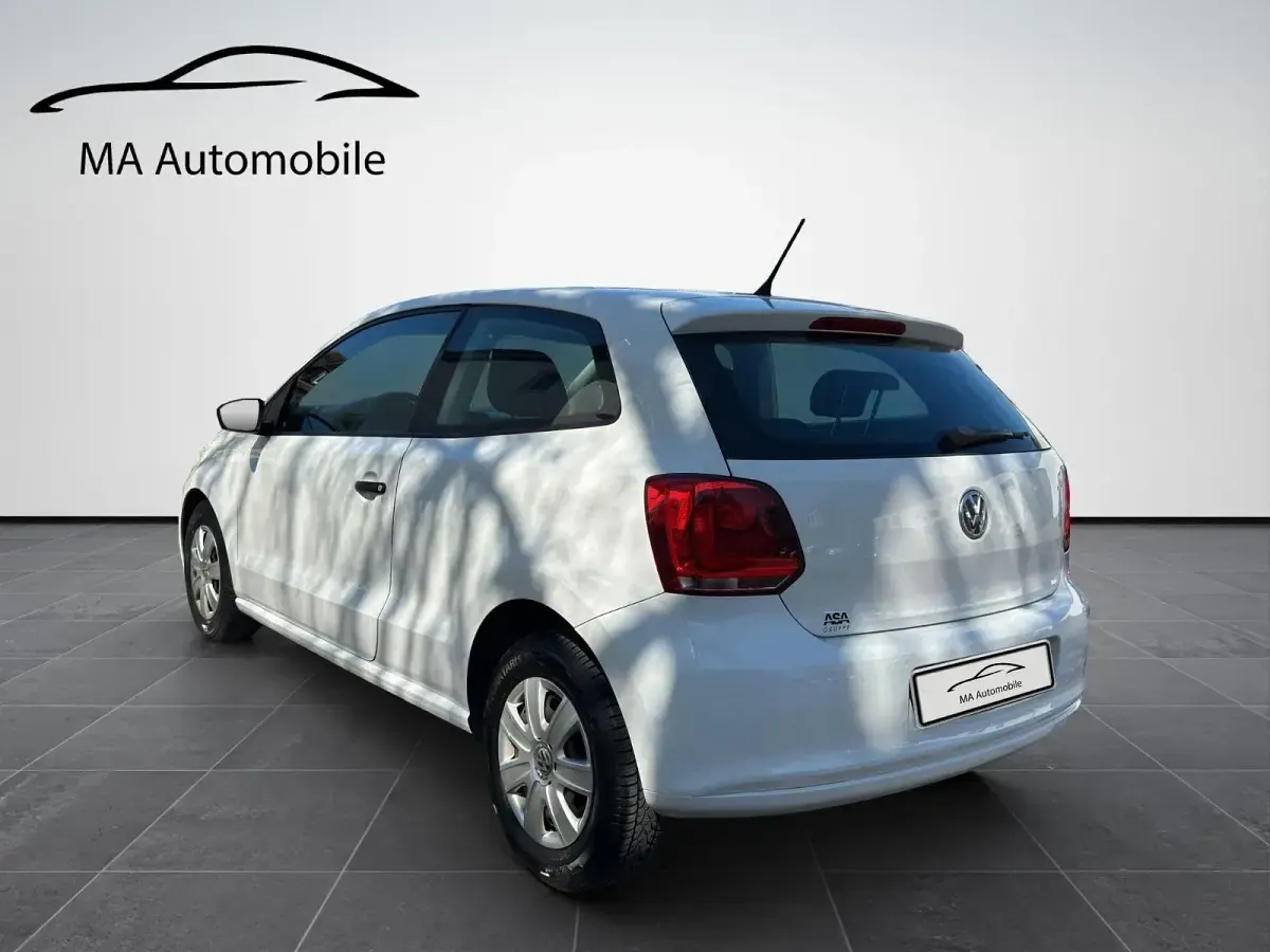 Używany VW Polo Trendline 69 KM (50 kW) 2011 Biały Hatchback
