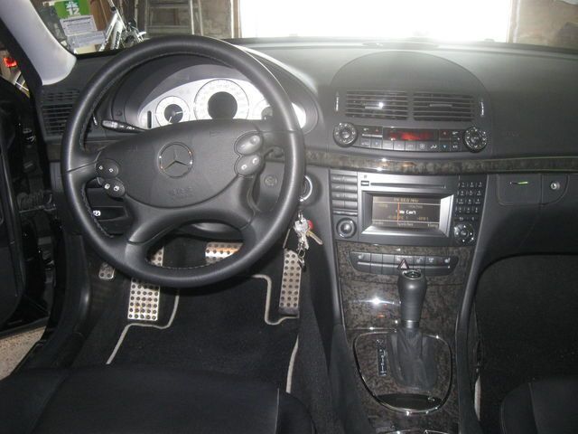 Gebraucht Mercedes E200 Avantgarde 253 PS (186 kW) 2009 Schwarz metallic Kombi