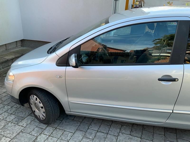 Usata VW Fox 60 CV (44 kW) 2009 Argento Utilitaria