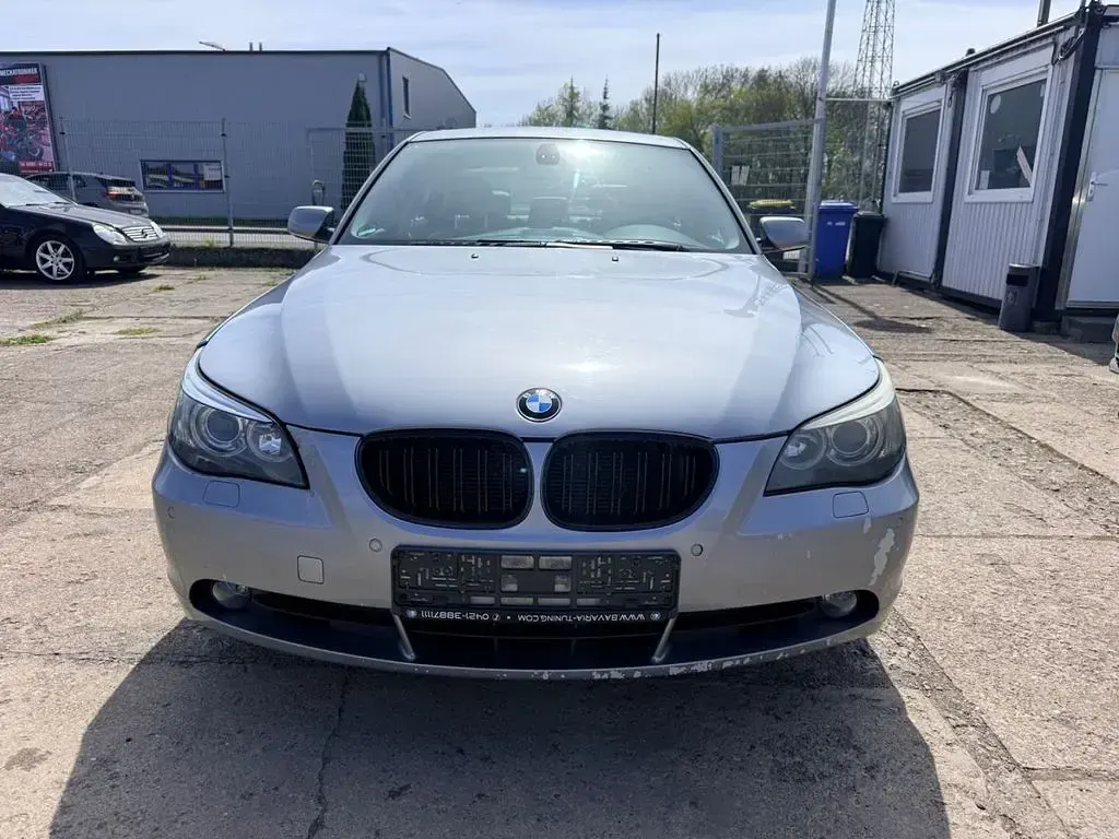 Usata BMW 525 218 CV (160 kW) 2006 Grigio Berlina