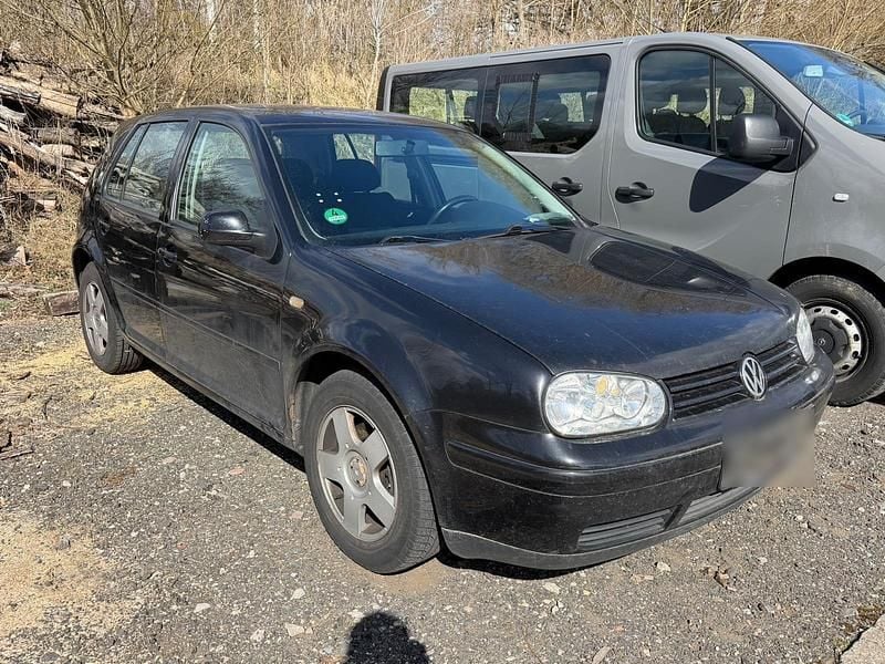 Gebraucht VW Golf IV 125 PS (91 kW) 1998 Schwarz Kleinwagen
