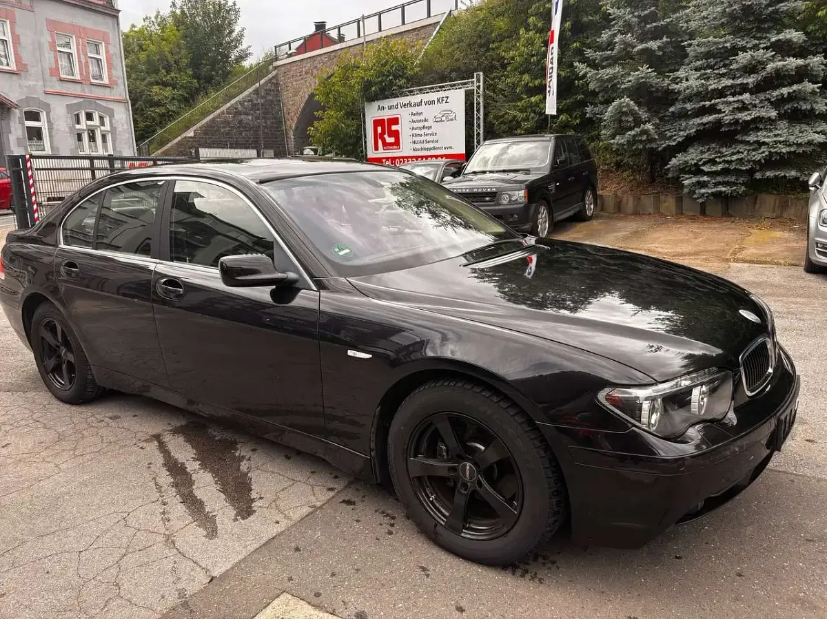 Gebraucht BMW 735 272 PS (200 kW) 2003 Black sapphire metallic Limousine