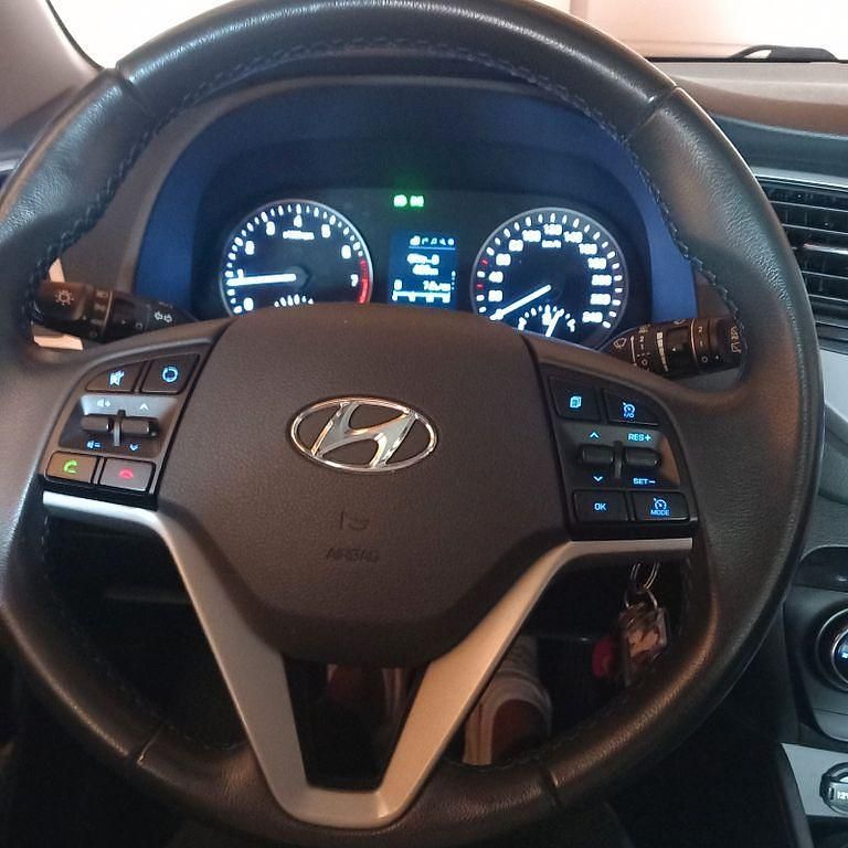Schwarz Gebraucht 2017 Hyundai Tucson SUV | 15.700 € (Guter Preis) - Bild 1/4