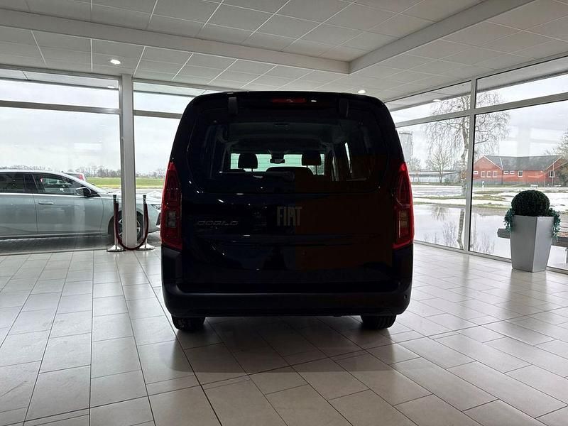 Neu Fiat Doblò 131 PS (96 kW) 2025 Schwarz Van / Kleinbus