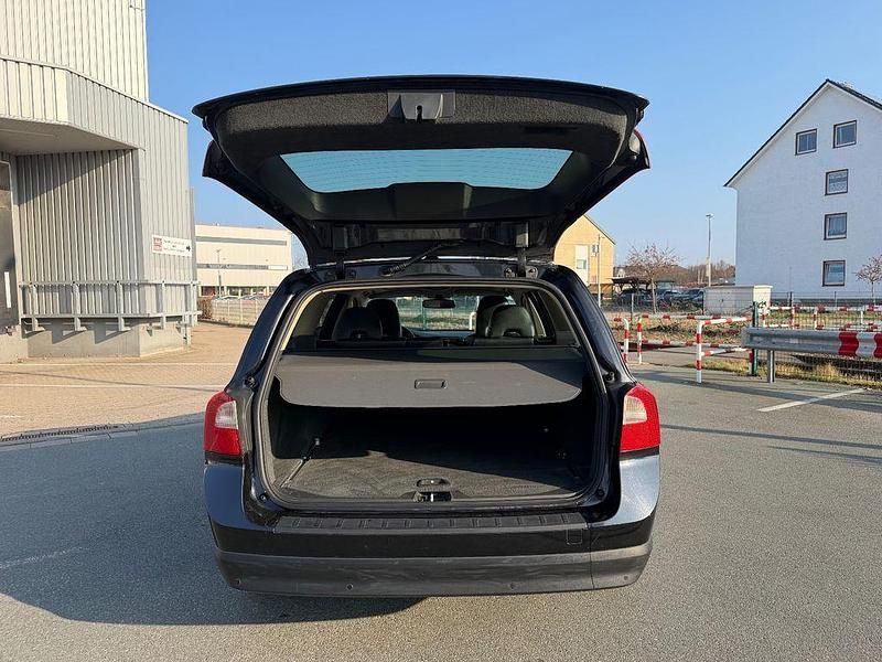 Gebraucht Volvo V70 163 PS (119 kW) 2007 Schwarz Kombi