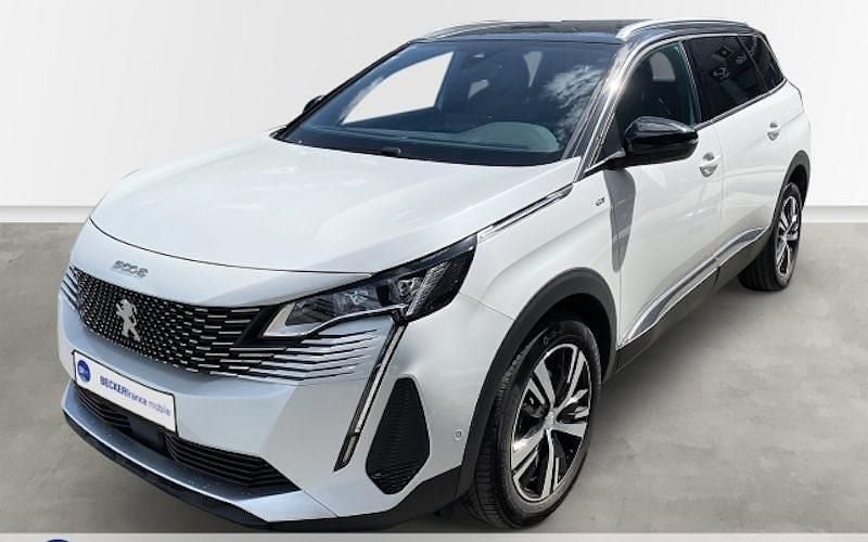 Perlmutt weiß (metallic) Gebraucht 2023 Peugeot 5008 GTi Van / Kleinbus | 31.390 € (Fairer Preis) - Bild 1/4