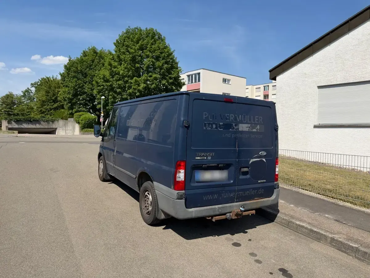Gebraucht Ford Transit 116 PS (85 kW) 2009 Blau Van / Kleinbus