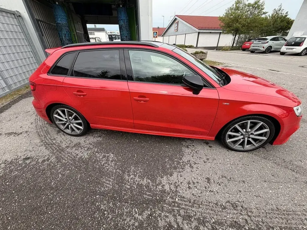 Gebraucht Audi A3 S-Line 150 PS (110 kW) 2019 Rot Limousine
