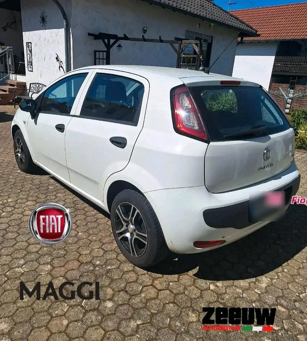 Gebraucht Fiat Grande Punto 77 PS (56 kW) 2010 Weiß Kleinwagen
