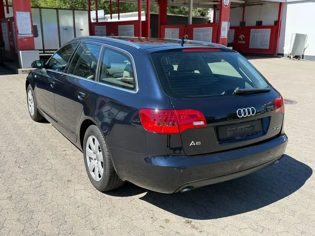 Gebraucht Audi A6 Comfort 232 PS (170 kW) 2007 Blau Kombi