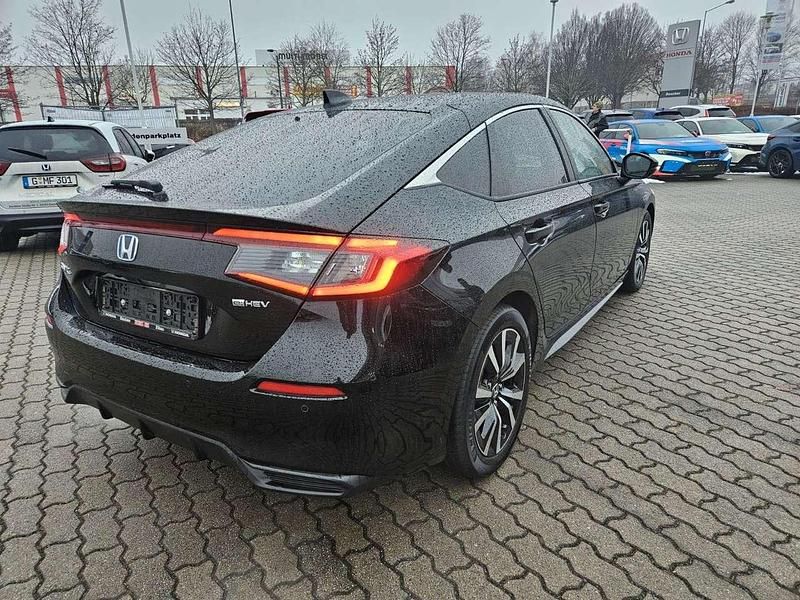 Gebraucht Honda Civic Elegance 143 PS (105 kW) 2023 Crystal black p. Limousine