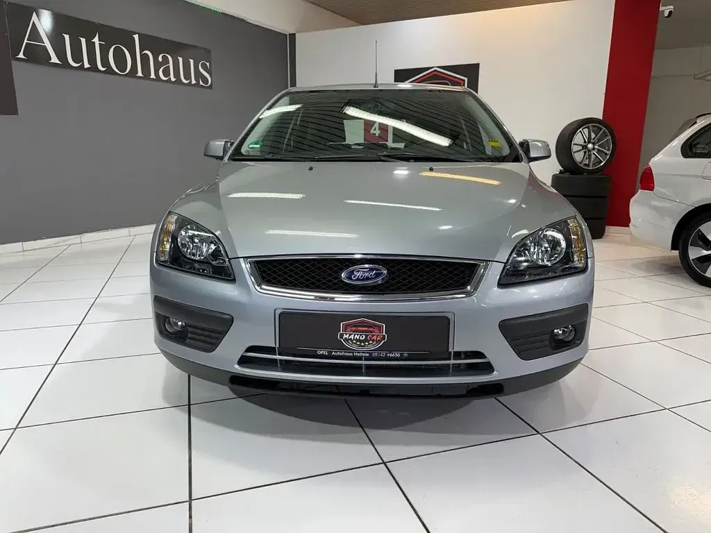 Gebraucht Ford Focus Sport 101 PS (74 kW) 2005 Silber Limousine