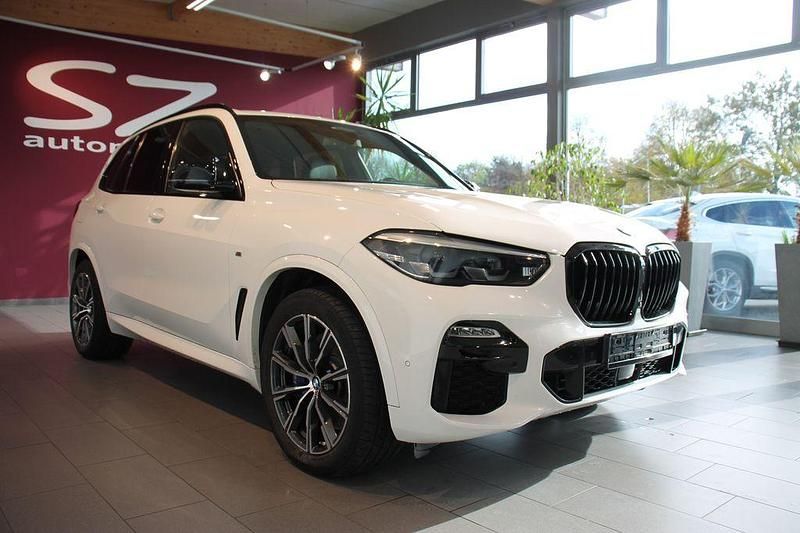 Alpinweiss iii Gebraucht 2019 BMW X5 M Sport SUV | 40.900 € (Fairer Preis) - Bild 1/4