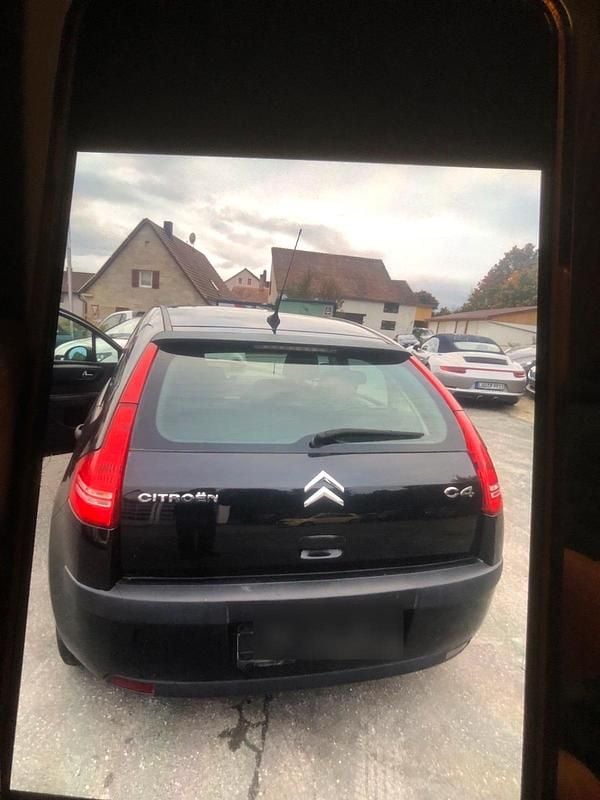 Schwarz Gebraucht 2004 Citroën C4 Kleinwagen | 580 € (Guter Preis) - Bild 1/4