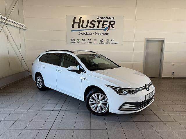 Gebraucht VW Golf VIII Style 150 PS (110 kW) 2022 Weiß Kombi