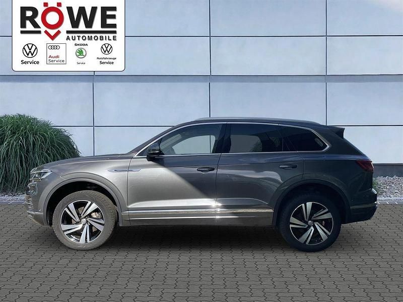 Gebraucht VW Touareg Basis 286 PS (210 kW) 2019 Siliziumgrau SUV