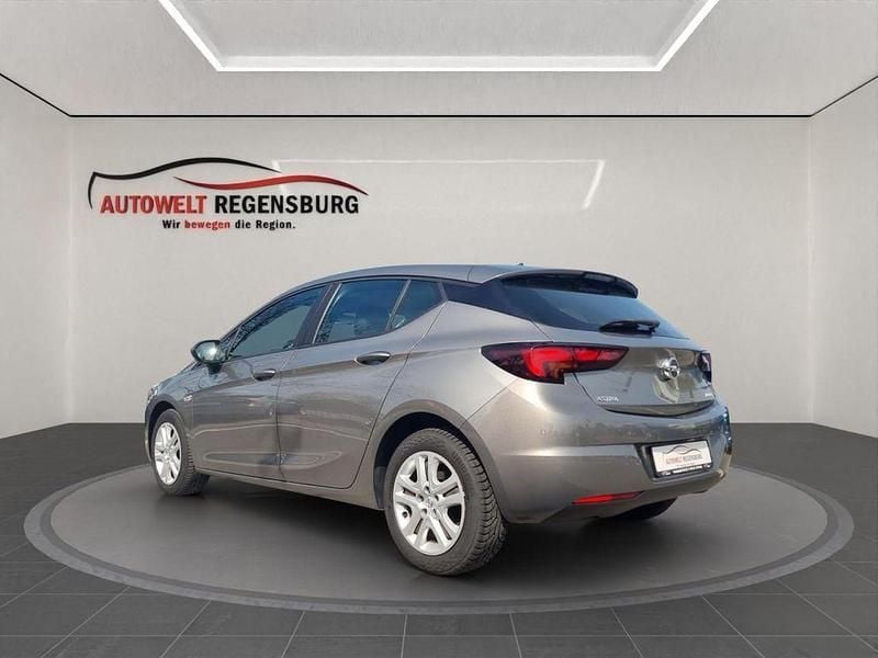 Gebraucht Opel Astra Edition 125 PS (91 kW) 2017 Grau Limousine