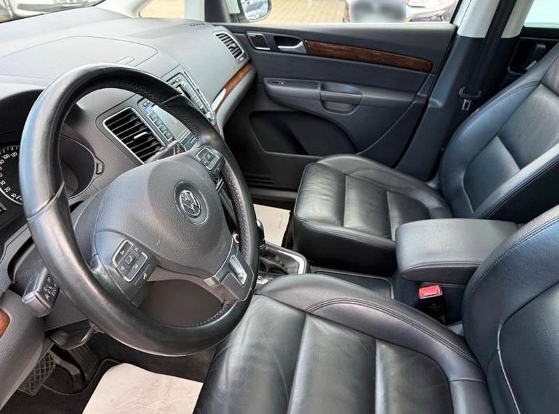 Gebraucht VW Sharan 179 PS (131 kW) 2012 Weiß Van / Kleinbus