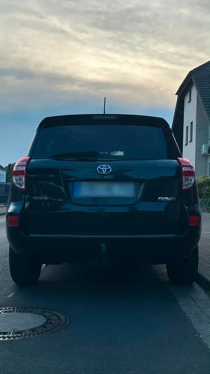 Gebraucht Toyota RAV4 150 PS (110 kW) 2012 Schwarz SUV