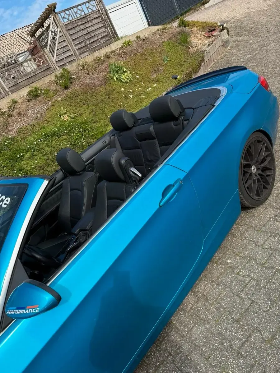 Gebraucht BMW 320 Cabriolet 170 PS (125 kW) 2007 Blau Cabrio