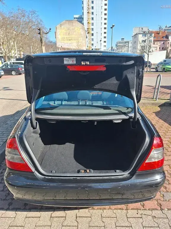 Gebraucht Mercedes 200 184 PS (135 kW) 2007 Schwarz Limousine