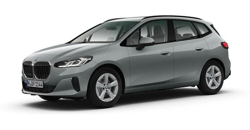 Grau Gebraucht 2024 BMW 218 Active Tourer Comfort Edition Van / Kleinbus | 34.843 € (Fairer Preis) - Bild 1/4