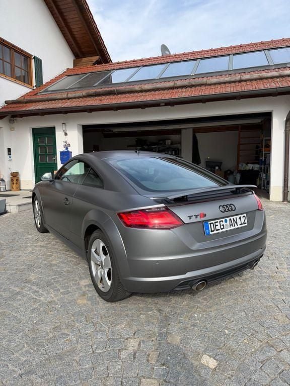 Gebraucht Audi TT Sport 184 PS (135 kW) 2017 Silber Coupé