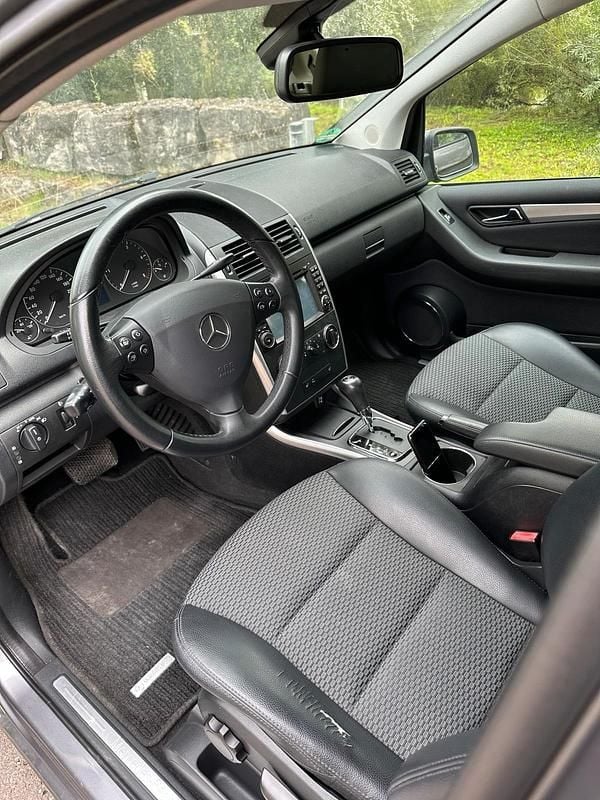 Gebraucht Mercedes A200 140 PS (102 kW) 2009 Grau Kombi