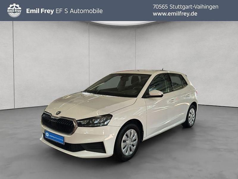 Weiß Gebraucht 2022 Skoda Fabia Active Limousine | 14.890 € (Guter Preis) - Bild 1/4