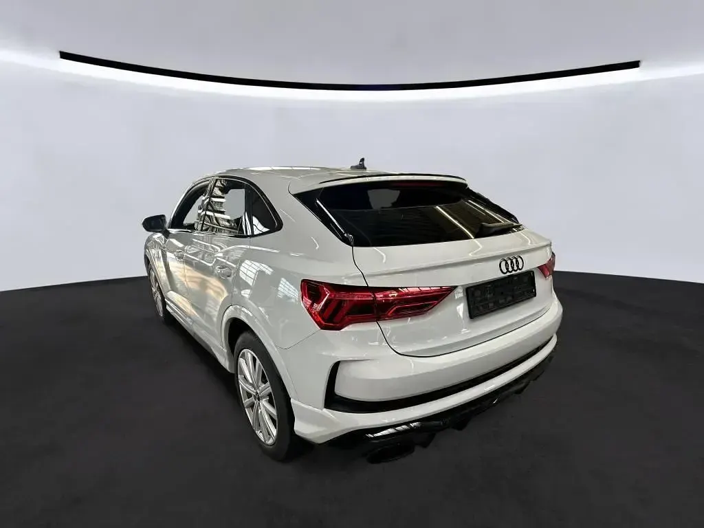 Gebraucht Audi Q3 Sport 400 PS (294 kW) 2023 Gletscherweiß metallic SUV