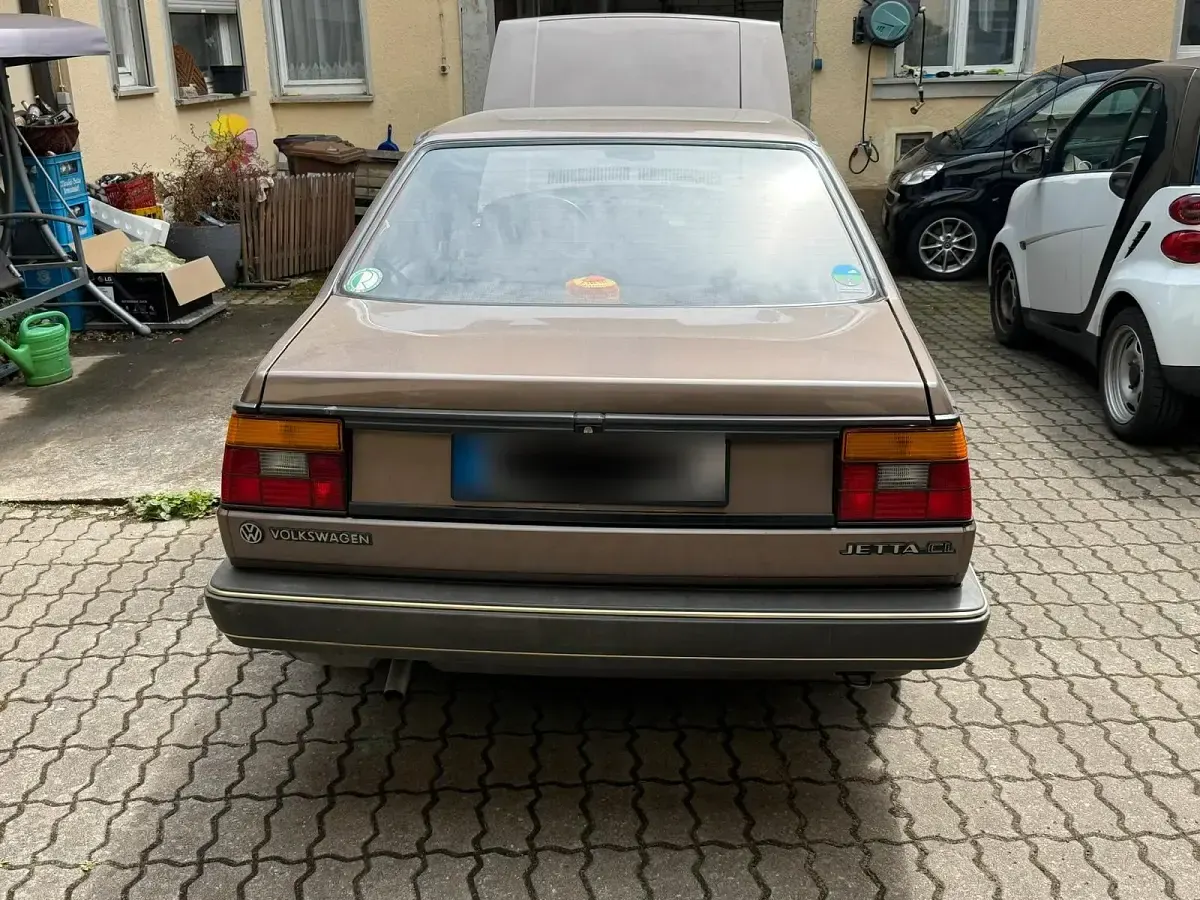 Gebraucht VW Jetta 75 PS (55 kW) 1986 Braun Limousine