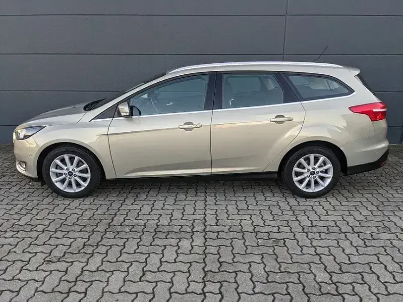 Używany Ford Focus Titanium 150 KM (110 kW) 2017 Szary Kombi
