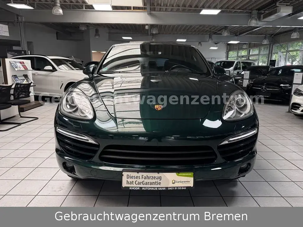 Gebraucht Porsche Cayenne 245 PS (180 kW) 2012 Grün SUV