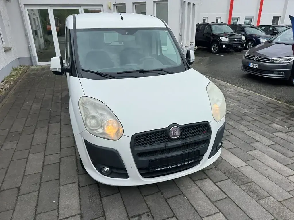 Brugt Fiat Doblò 101 HK (74 kW) 2010 Hvid MPV