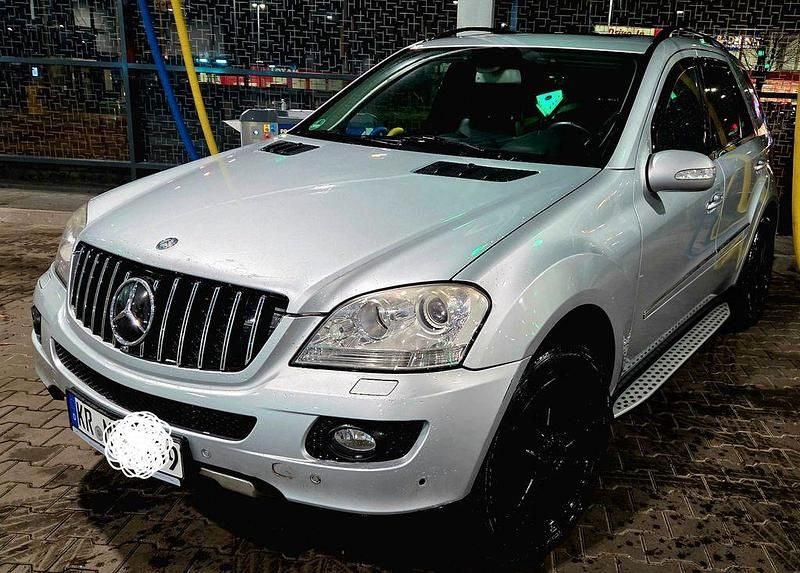 Gebraucht Mercedes ML280 190 PS (139 kW) 2008 Silber SUV