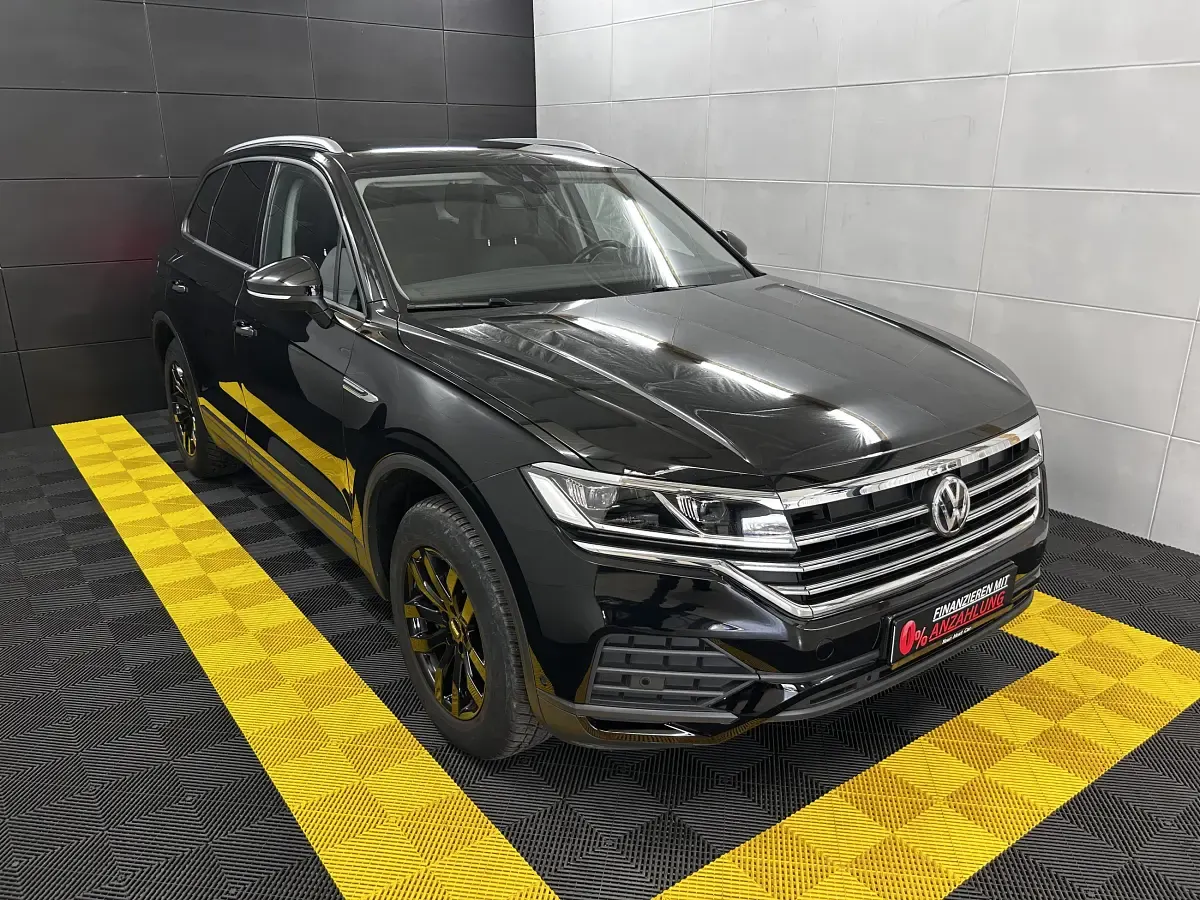 Używany VW Touareg 232 KM (170 kW) 2020 Czarny SUV