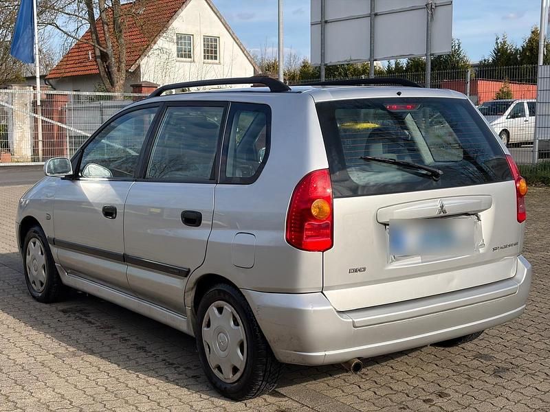 Gebraucht Mitsubishi Space Star 116 PS (85 kW) 2003 Silber Van / Kleinbus