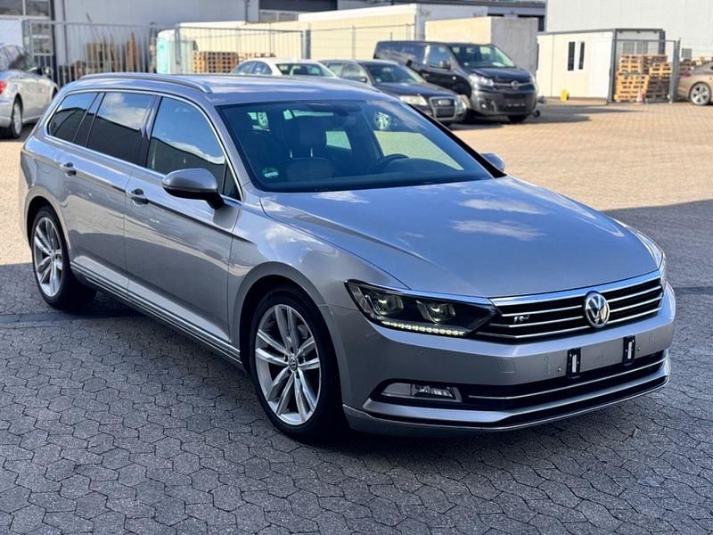 Gebraucht VW Passat R-line 190 PS (139 kW) 2016 Grau Kombi