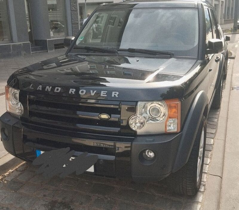 Schwarz Gebraucht 2006 Land Rover Discovery 3 HSE SUV | 8.250 € (Etwas zu teuer) - Bild 1/4