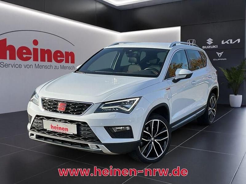 Weiß Gebraucht 2017 Seat Ateca XCELLENCE SUV | 17.899 € (Fairer Preis) - Bild 1/4