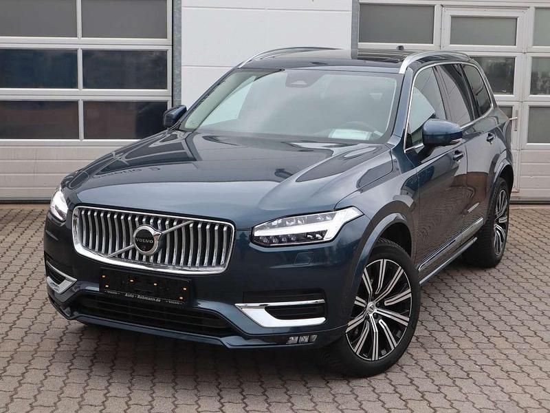 Denim blue / metallic Gebraucht 2023 Volvo XC90 Plus SUV | 61.500 € (Etwas zu teuer) - Bild 1/4