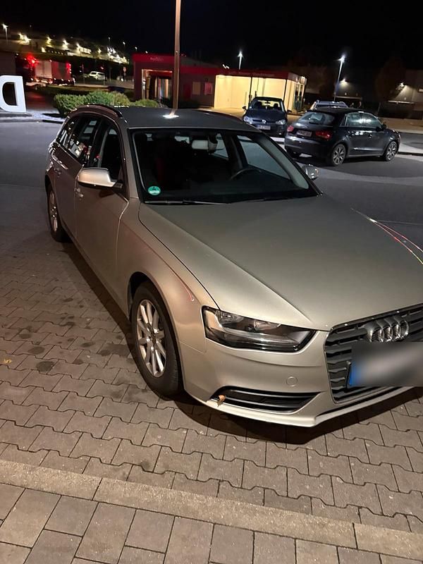 Beige Gebraucht 2014 Audi A4 Kombi | 11.600 € (Fairer Preis) - Bild 1/4