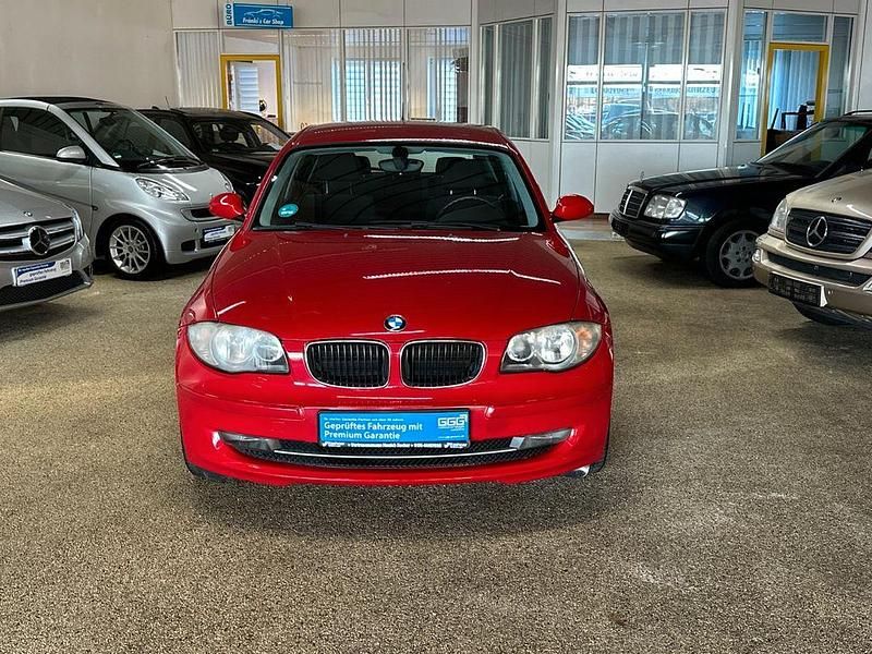 Gebraucht BMW 116 Advantage 122 PS (89 kW) 2009 Rot Kleinwagen