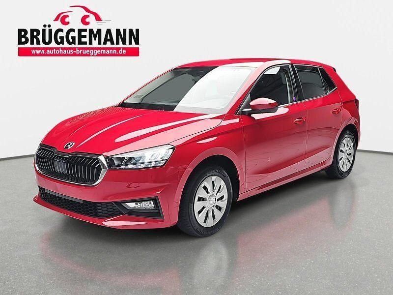 Rot Gebraucht 2023 Skoda Fabia Selection Kleinwagen | 17.490 € (Fairer Preis) - Bild 1/4