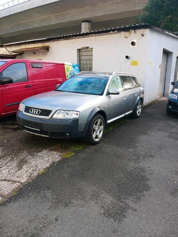 Grau Gebraucht 2002 Audi A6 Allroad Kombi | 3.600 € (Guter Preis) - Bild 1/4