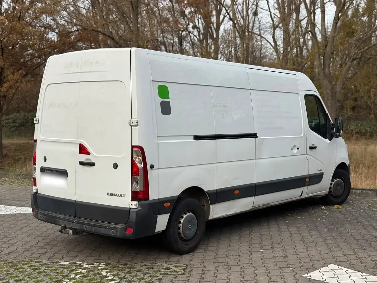 Gebraucht Renault Master 125 PS (91 kW) 2012 Weiß Van / Kleinbus