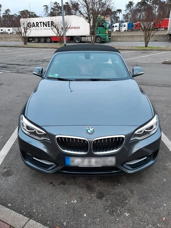 Gebraucht BMW 218 150 PS (110 kW) 2017 Grau Cabrio