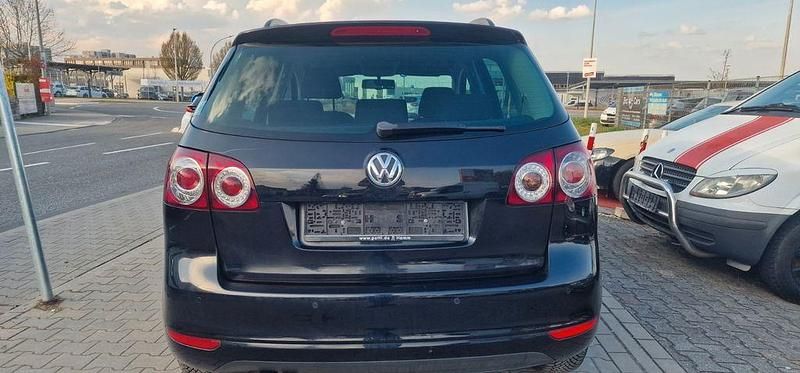 Gebraucht VW Golf VII 122 PS (89 kW) 2013 Schwarz Limousine