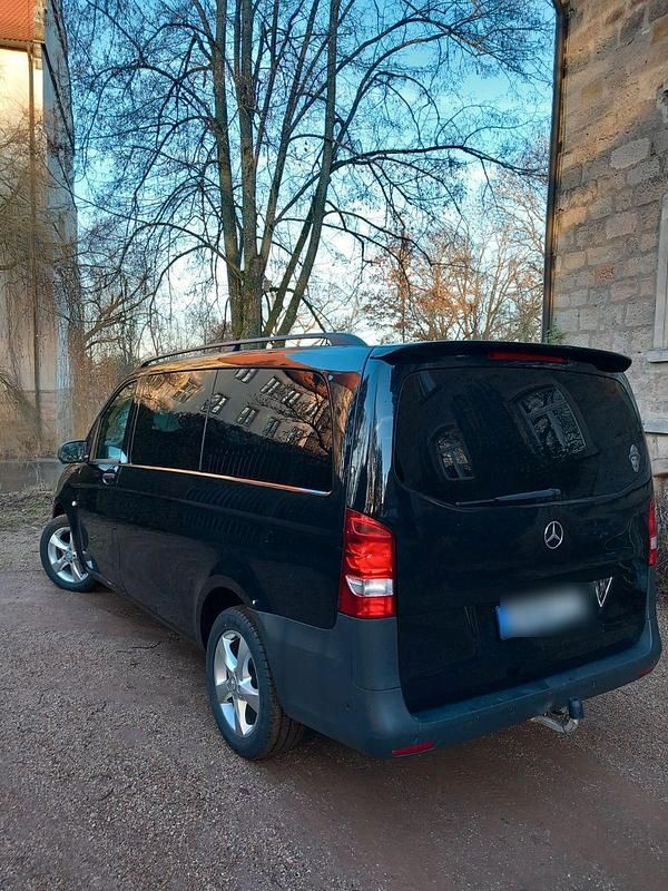 Gebraucht Mercedes Vito 190 PS (139 kW) 2017 Schwarz Van